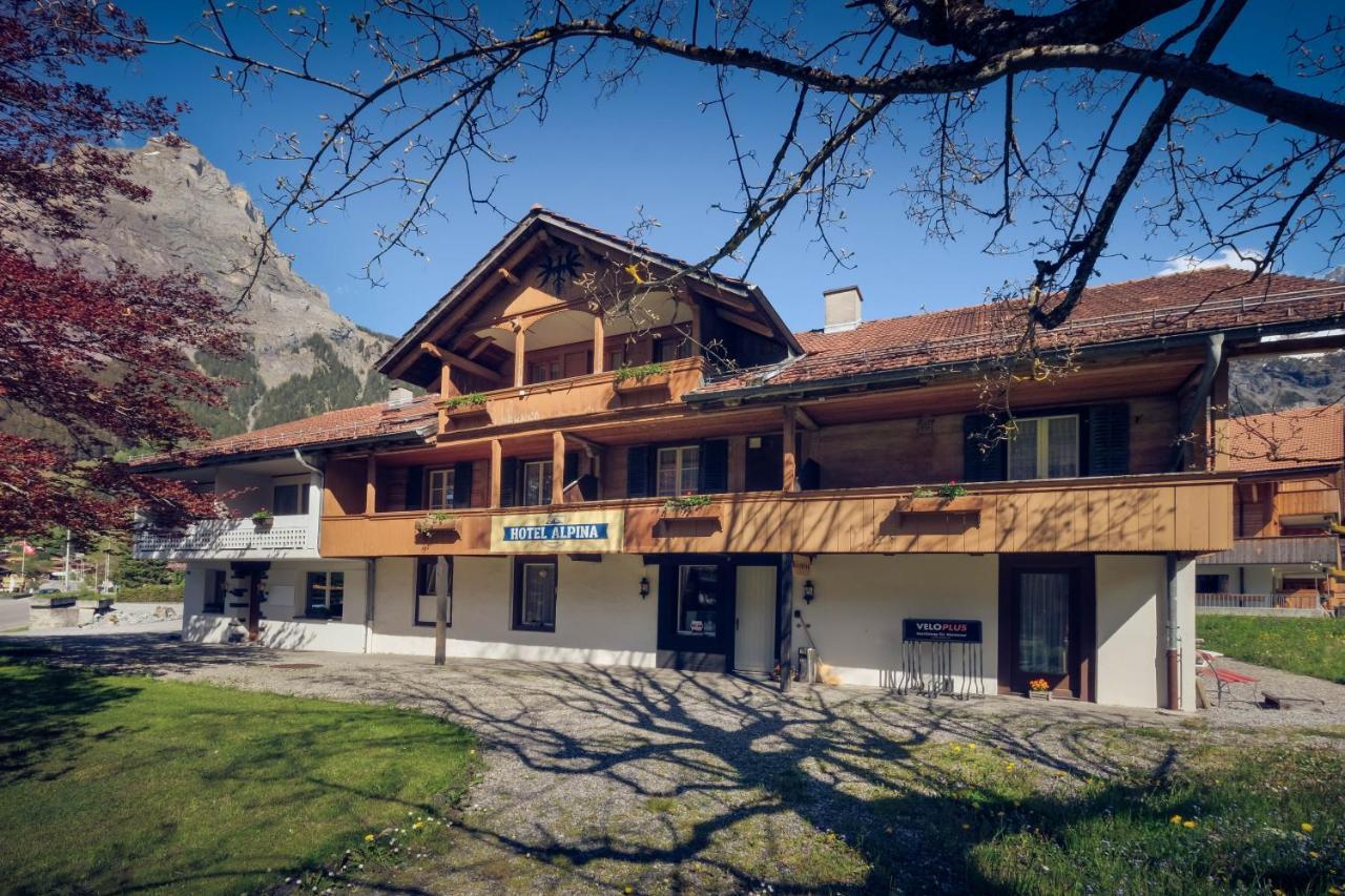 Hotel Alpina Kandersteg Bagian luar foto