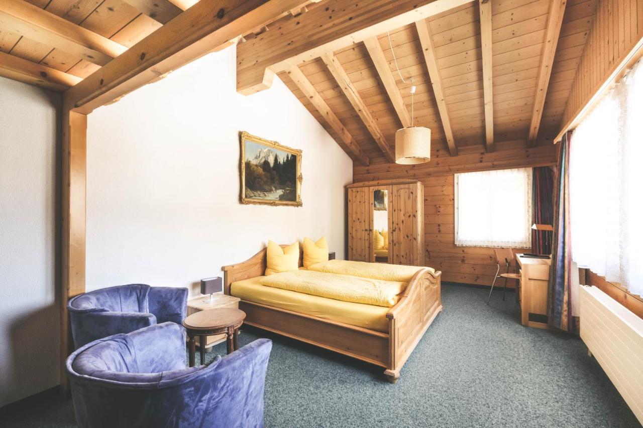 Hotel Alpina Kandersteg Bagian luar foto