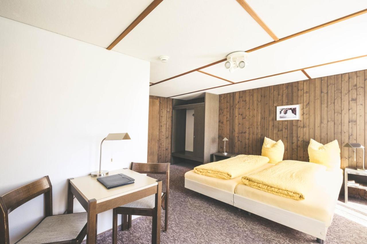 Hotel Alpina Kandersteg Bagian luar foto
