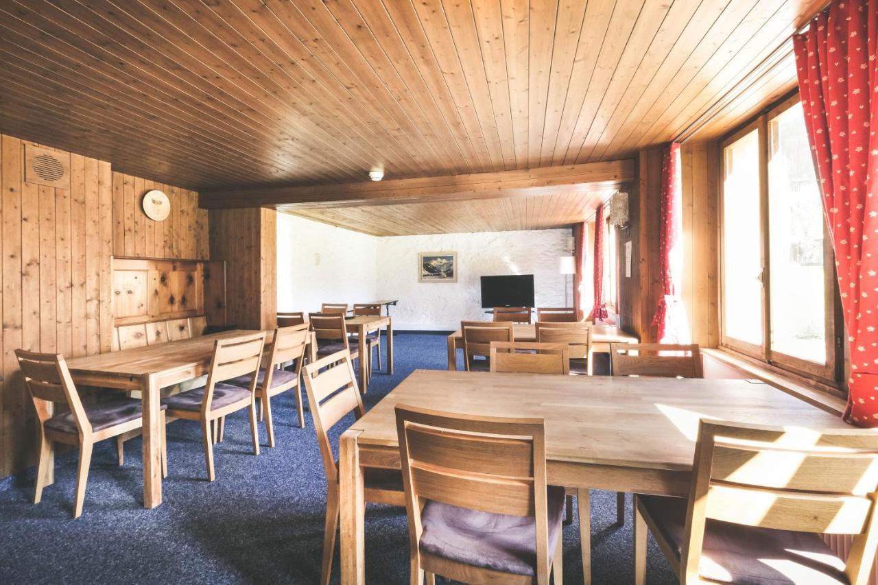Hotel Alpina Kandersteg Bagian luar foto