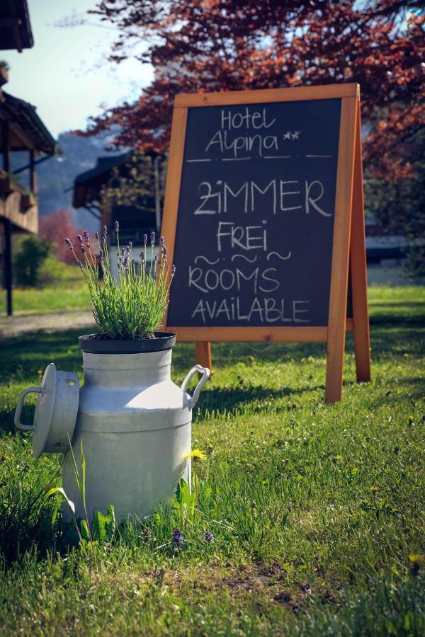 Hotel Alpina Kandersteg Bagian luar foto