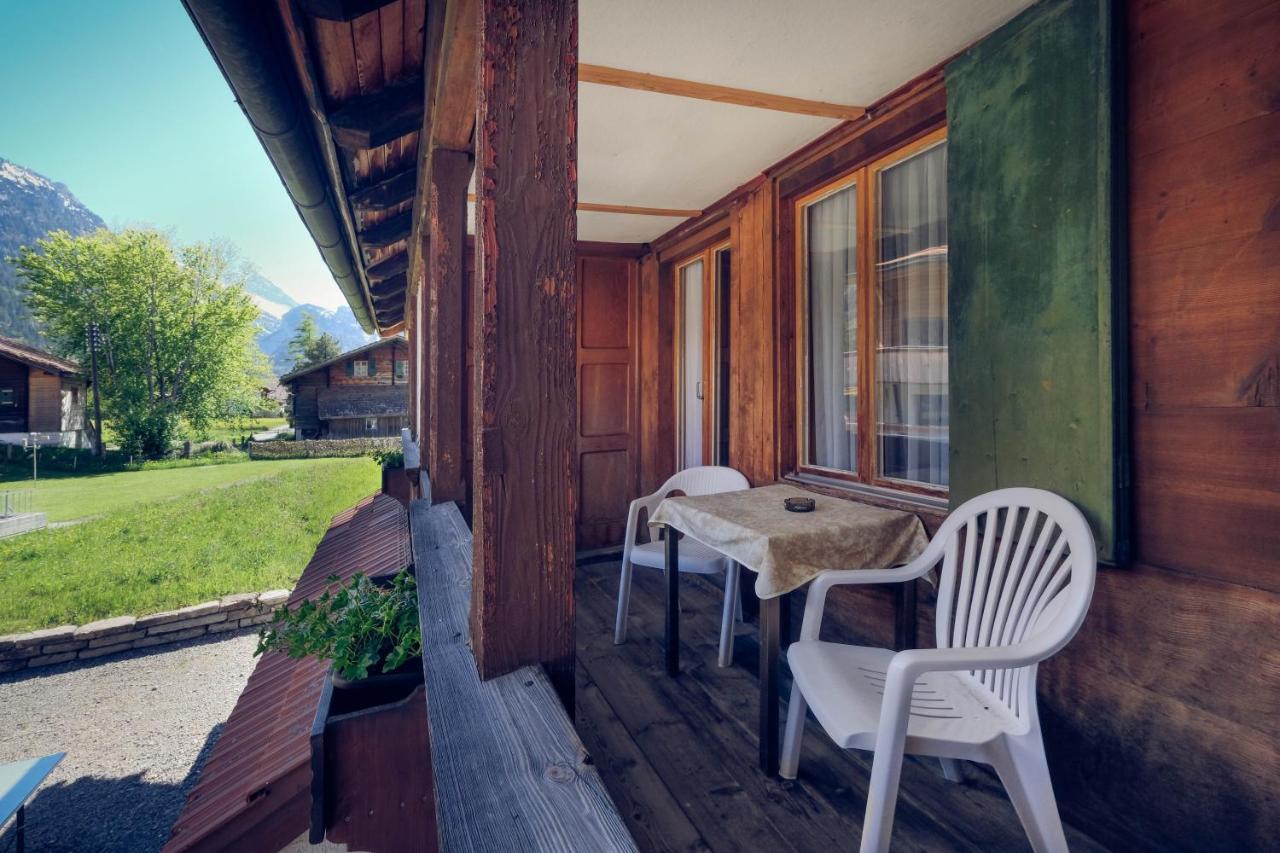 Hotel Alpina Kandersteg Bagian luar foto