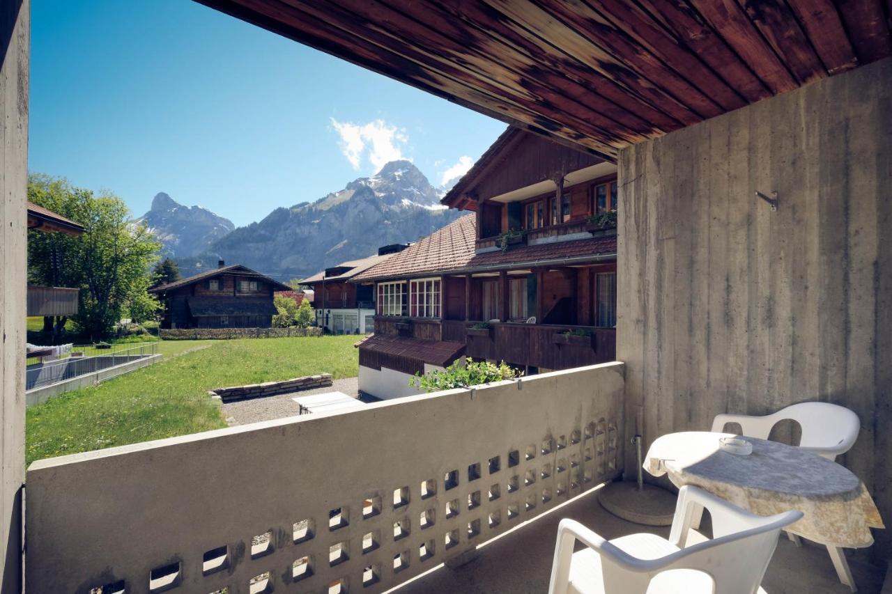 Hotel Alpina Kandersteg Bagian luar foto