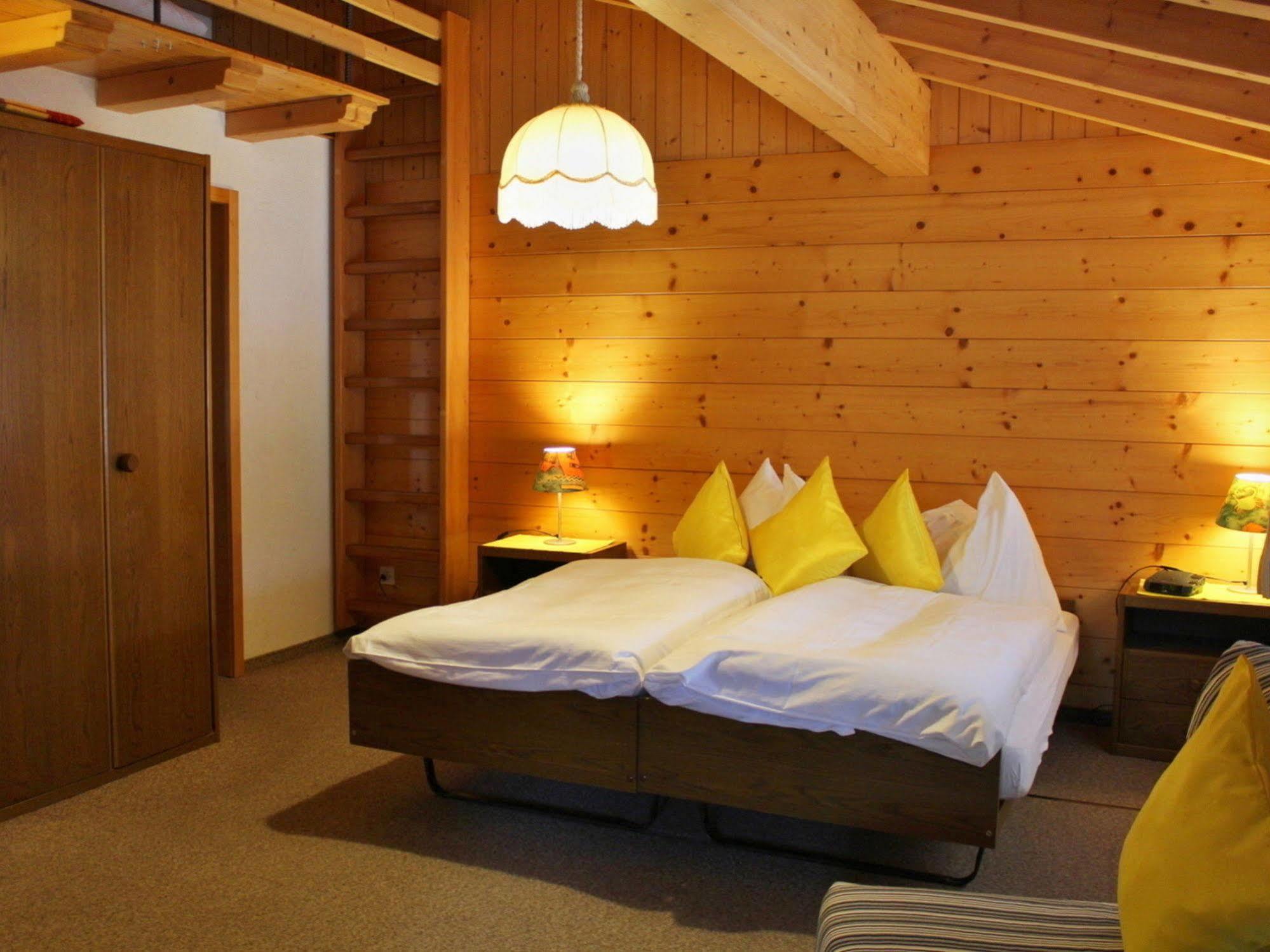 Hotel Alpina Kandersteg Bagian luar foto